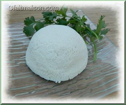 Fromage vgtal avec du lait de soja coagul par du vinaigre.