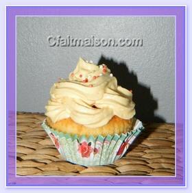 Cupcake avec ganache monte colore au sucre safran