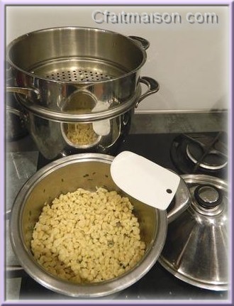 Râpe à Spaetzle - Plaque à spätzle en inox - Râpe pâtes d'Alsace