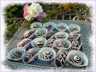 Petits fours au rhum et chocolat avec moule  maamoul.