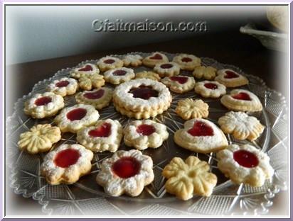 Petits biscuits sabls  la confiture.