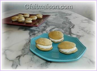 Les whoopies  la ganache monte chocolat blanc.