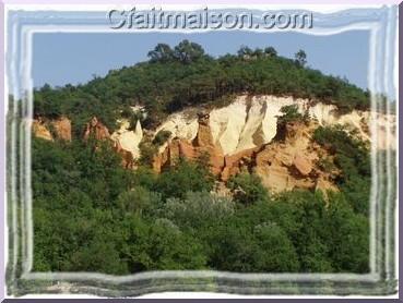 Les ocres de Rustrel dans le Vaucluse.