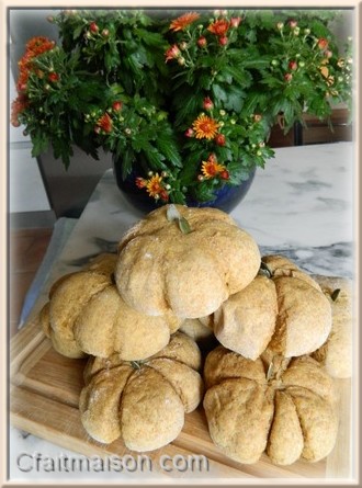 Petits pains  la courge, cuits  la Tarte Rvolution.