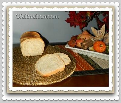 Pain de mie au lait avec poolish et levain Kayser