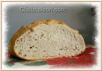 Pain au seigle complet et au levain Kayser