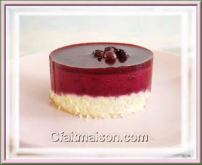 Bavarois sans lait aux cassis.