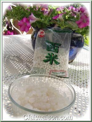 Billes de tapioca gantes.