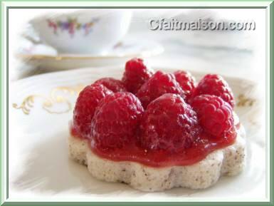 Tarte aux framboises sur fond cuit  la vapeur.