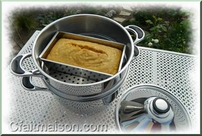 Pain-gâteau au maïs à la vapeur au Vapok.