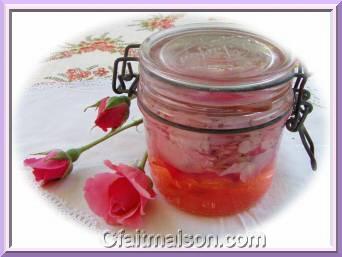 Vinaigre de toilette  la rose.